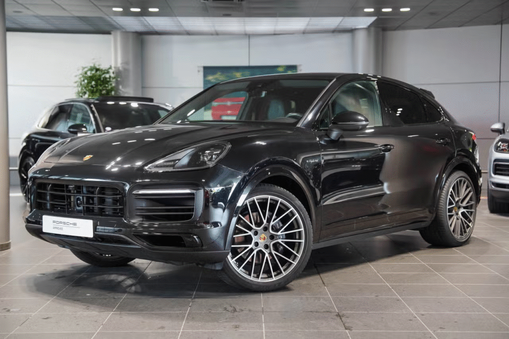 Porsche Cayenne E-Hybrid Coupé Black Edition